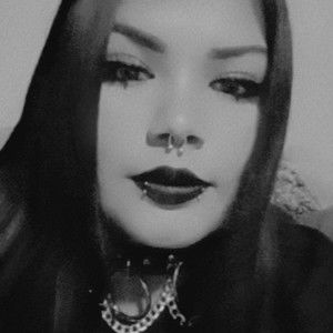 Meet your Posher, Charlotte